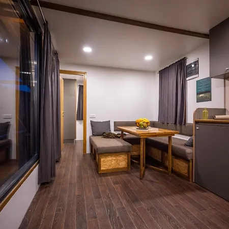 Apartamento Outdoor Pecka *